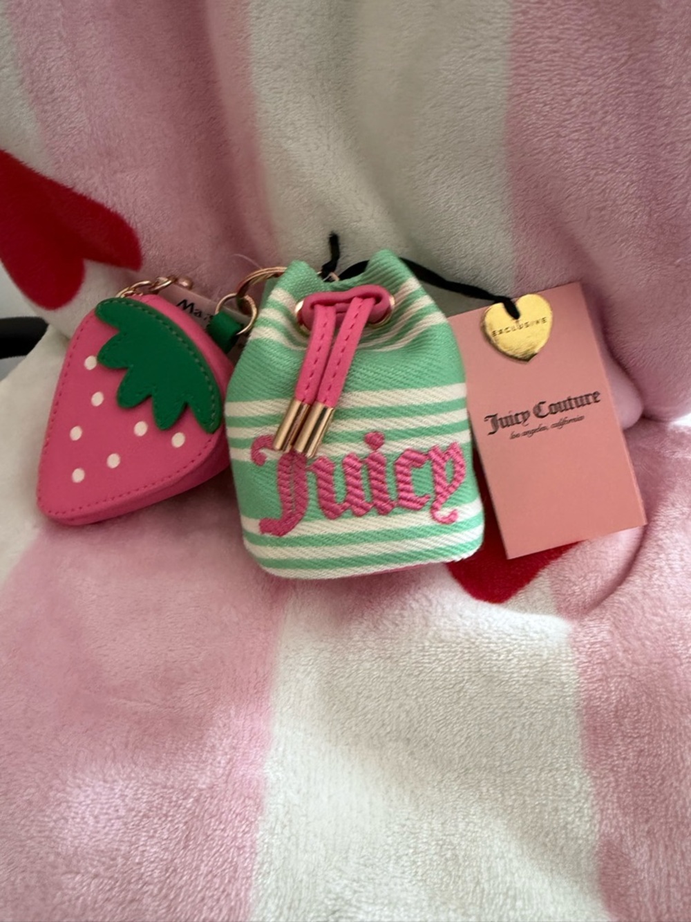 NWT Juicy Couture Juicy Paradise Retro Green Micro Bag With Strawberry Coin Bag